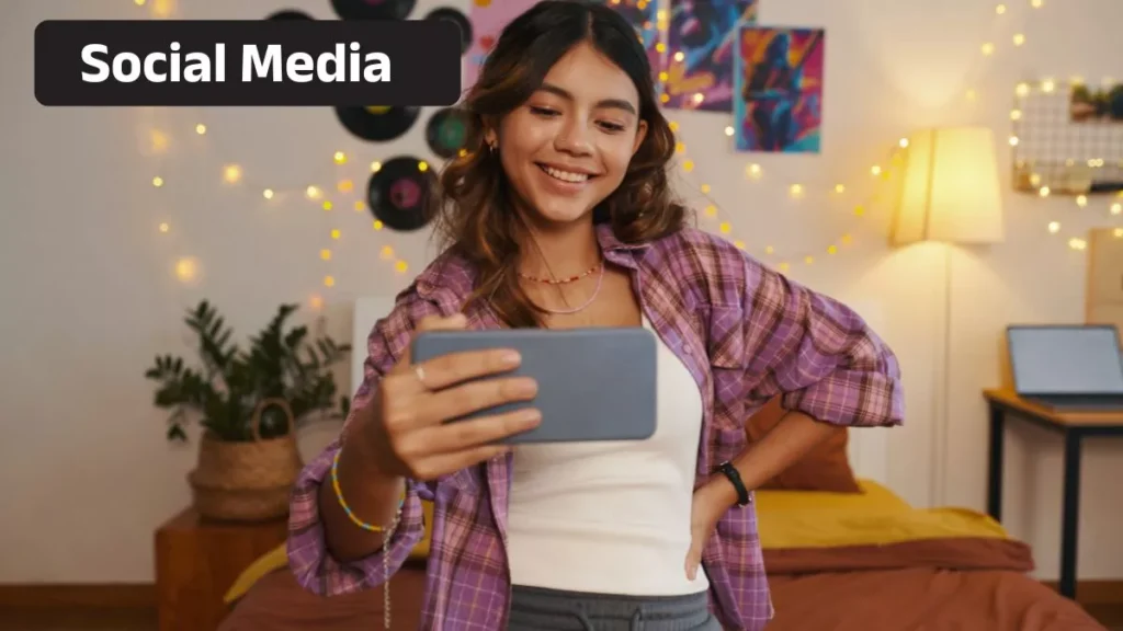 Social Media Meaning in Hindi